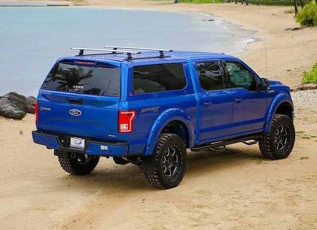 LEER 100XQ Ford F-150 Truck Cap product image