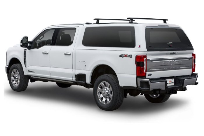 LEER 100XQ Camper Shell product image